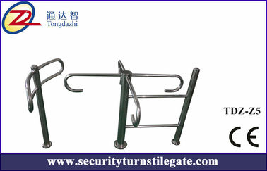 ব্যাক্তিগত ম্যানুয়াল যান্ত্রিক Turnstile নিরাপত্তা ব্যবস্থা নিয়ে চার হাত